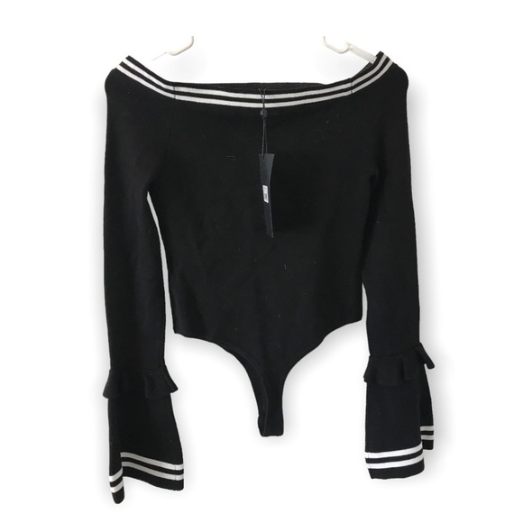 3/$15 *New* Kendall and Kylie bell sleeve black and white off shoulder bodysuit - Picture 2 of 9
